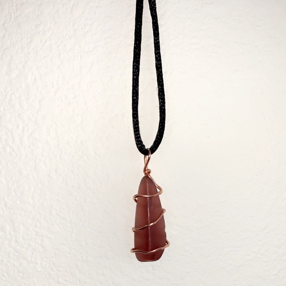 New crystal necklace - Picture 2 of 2